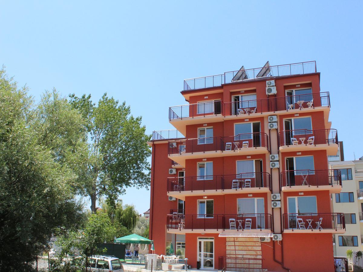 פרימורסקו Hotel Sapphire מראה חיצוני תמונה